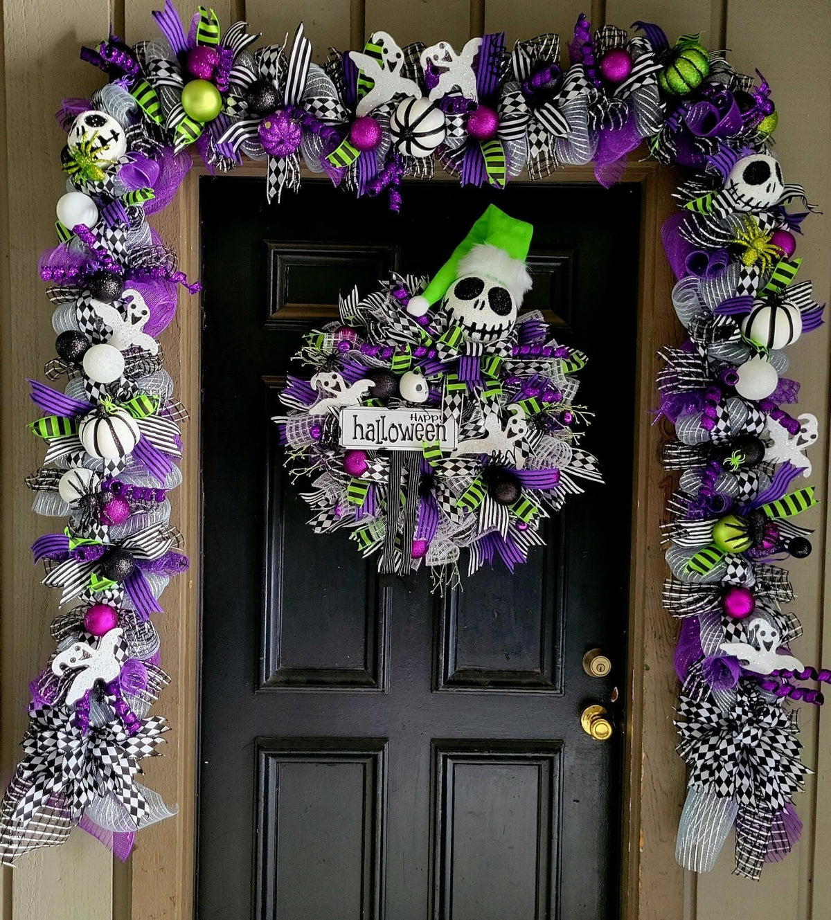 Jack Skellington Halloween Wreath and Garland Set: Whimsical Pumpkin King Decor